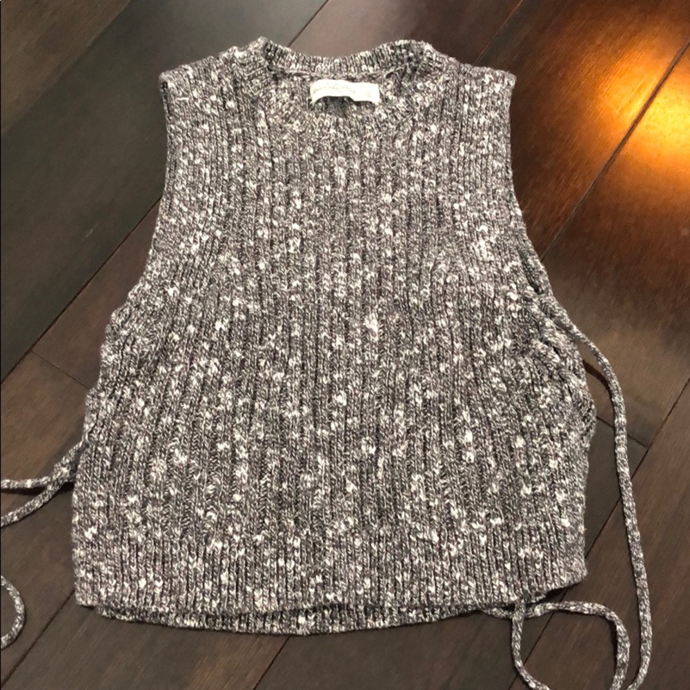 Abercrombie and Fitch grey sweater tank top